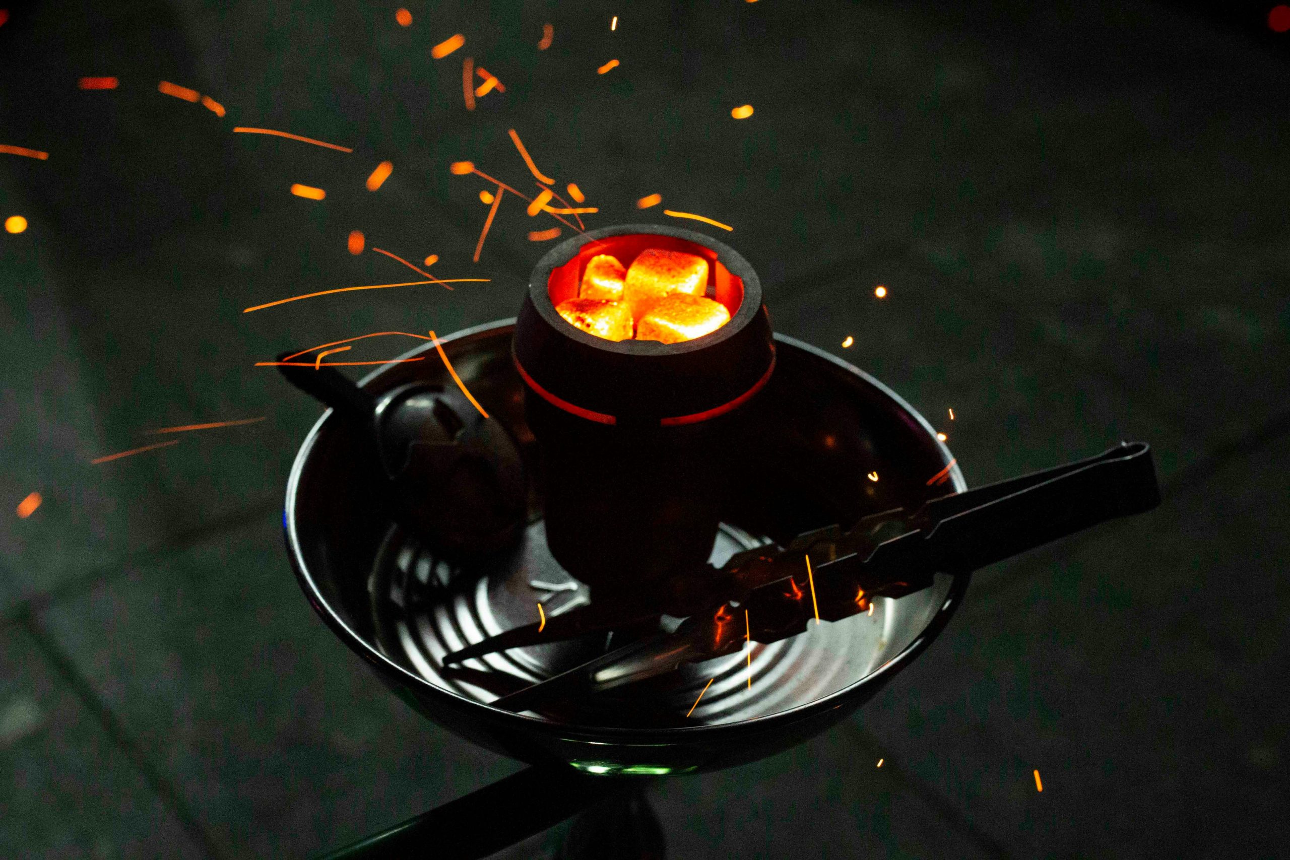 What’s The Ideal Coal Type For Shisha Smoking?